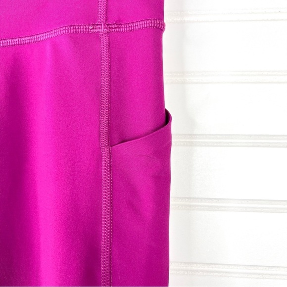 Lululemon Pace Rival Crop 22” inseam Deep Fuschia EUC Size 2 Side Pockets - Picture 4 of 9